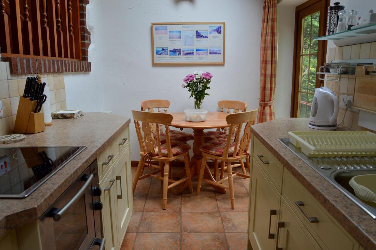 Shipload Cottage Hartland Exteriér fotografie